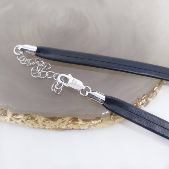 NEW Black Leather Thin Choker Necklace - Picture 4 of 5
